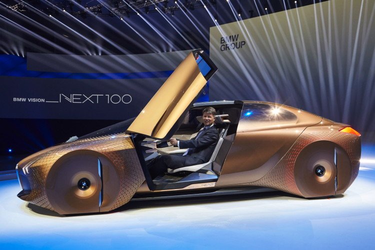 BMW-VISION-NEXT-100-images-31-750x500