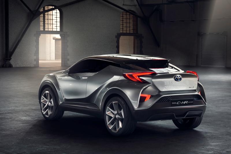 C-HR_7 (rear quarter)