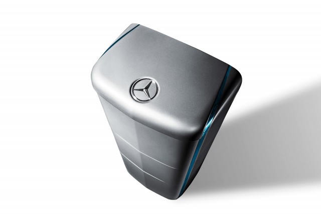 mercedes-benz-energy-storage-system_100514234_m