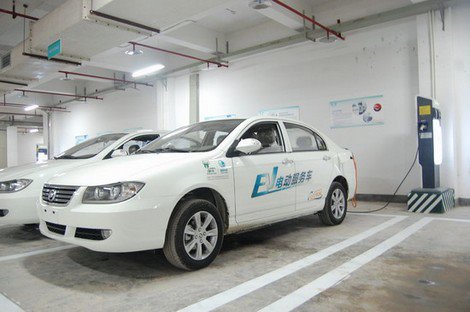 lifan-620ev-2