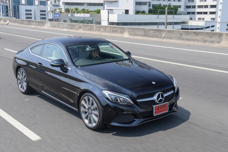 C 250 Coupe Sport_Black_Running (2)