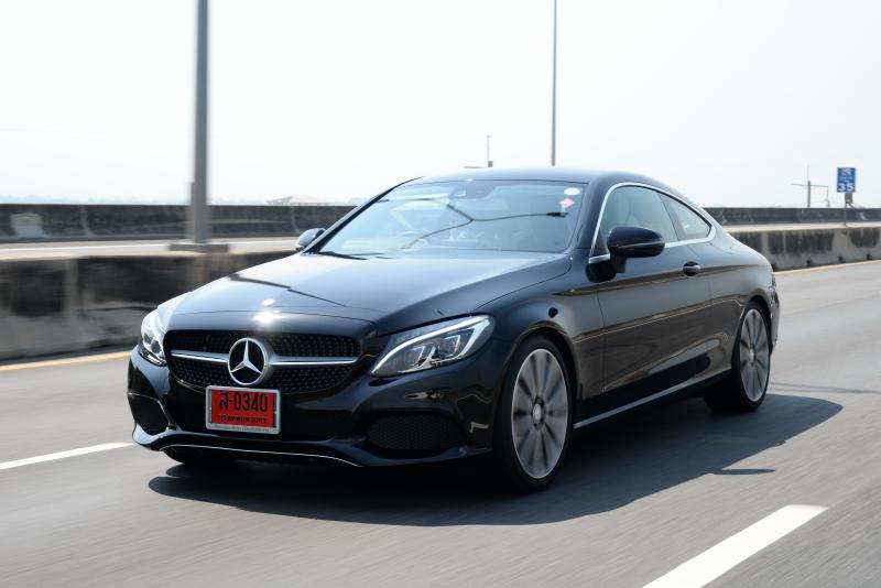 C 250 Coupe Sport_Black_Running (6)