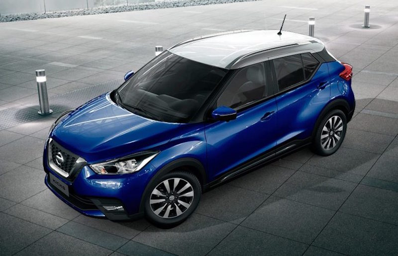 Nissan-Kicks-blue-white-roof-dual-tone